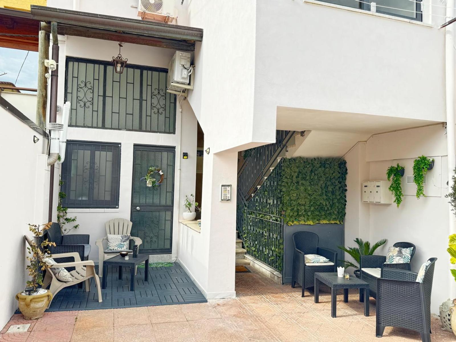 Tommy'S Apartment Pompeya Exterior foto