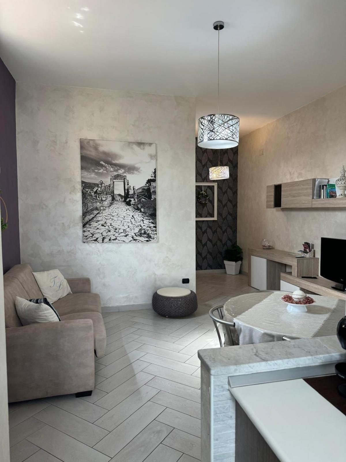 Tommy'S Apartment Pompeya Exterior foto