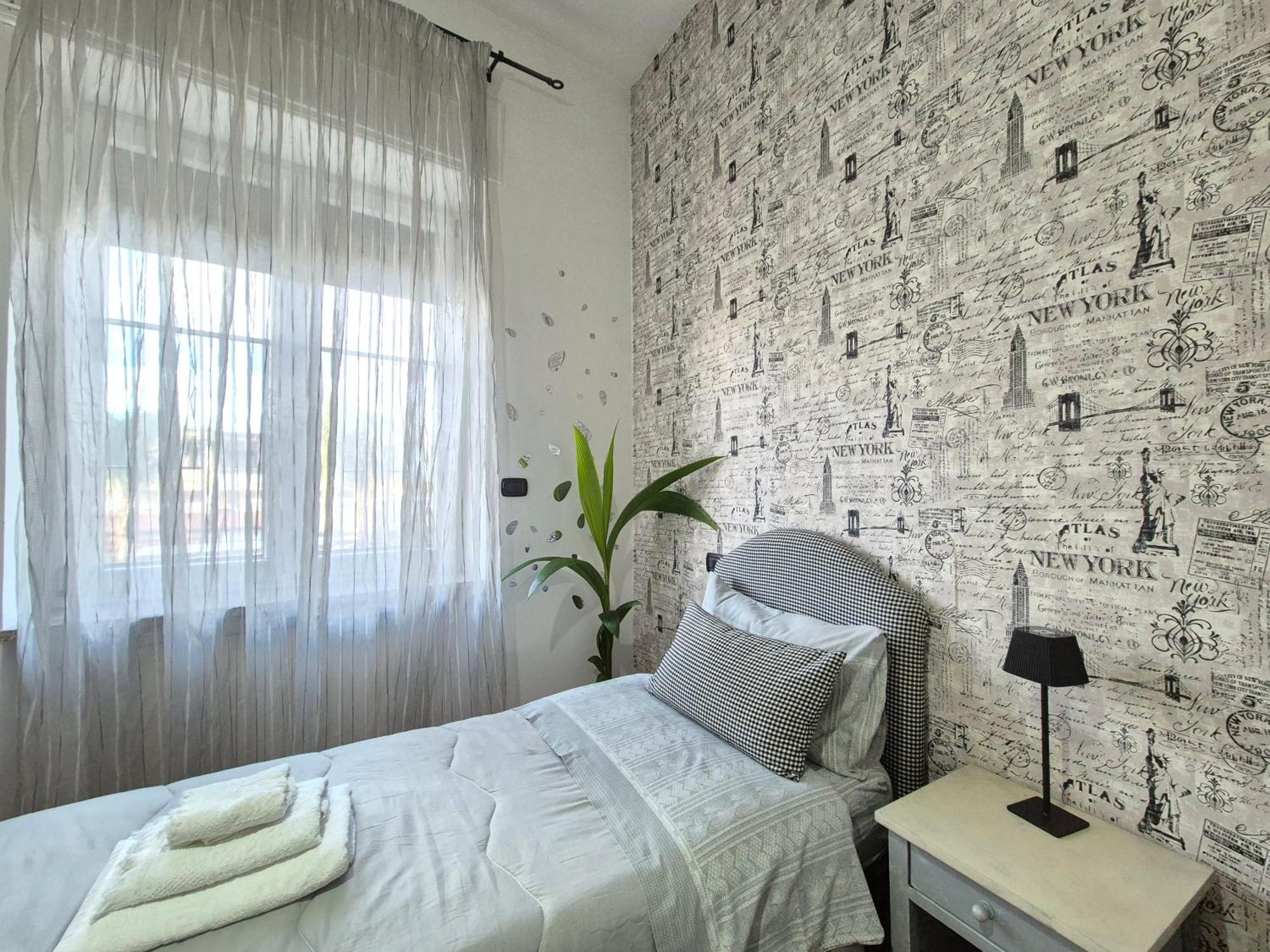 Tommy'S Apartment Pompeya Exterior foto